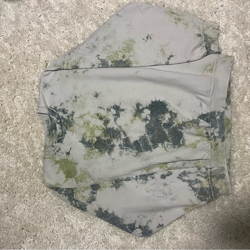 Urban Outfitters Crewneck